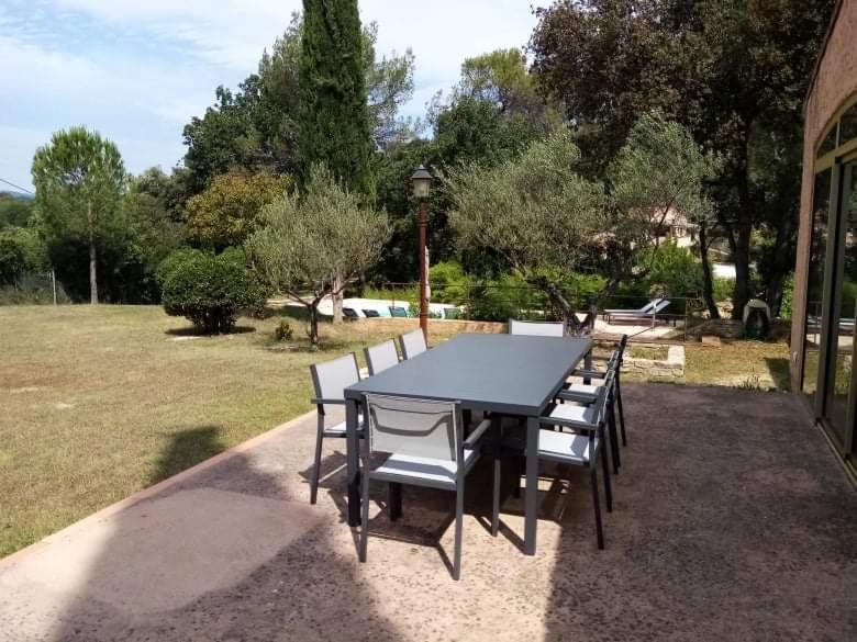 Comorebi Provence Entrecasteaux Экстерьер фото